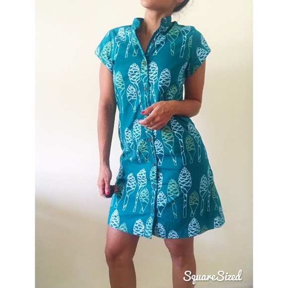 🌴SOLD🌴Sig Zane Hawaiian Print Dress - Picture 3 of 8